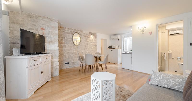 Temple Luxury Apartments & Rooms Split Kültér fotó